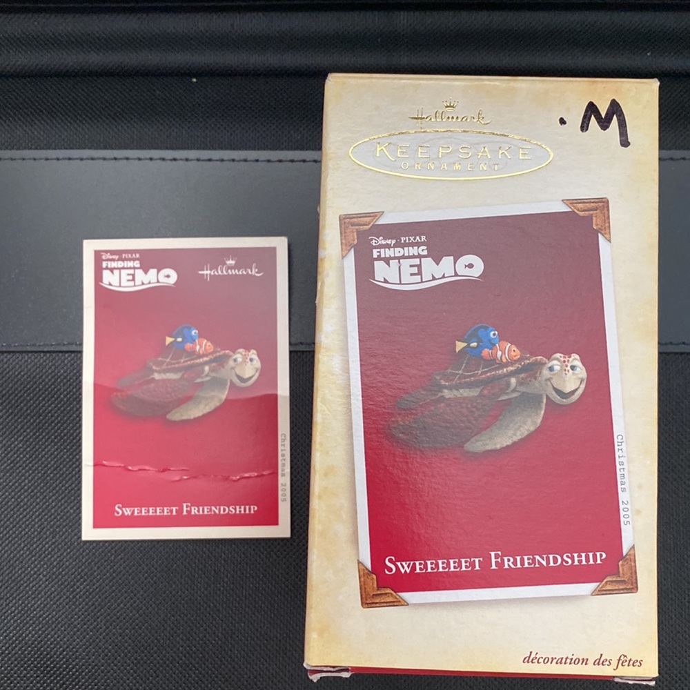 Sweeeeet friendship finding Nemo hallmark ornament - Picture 4 of 4